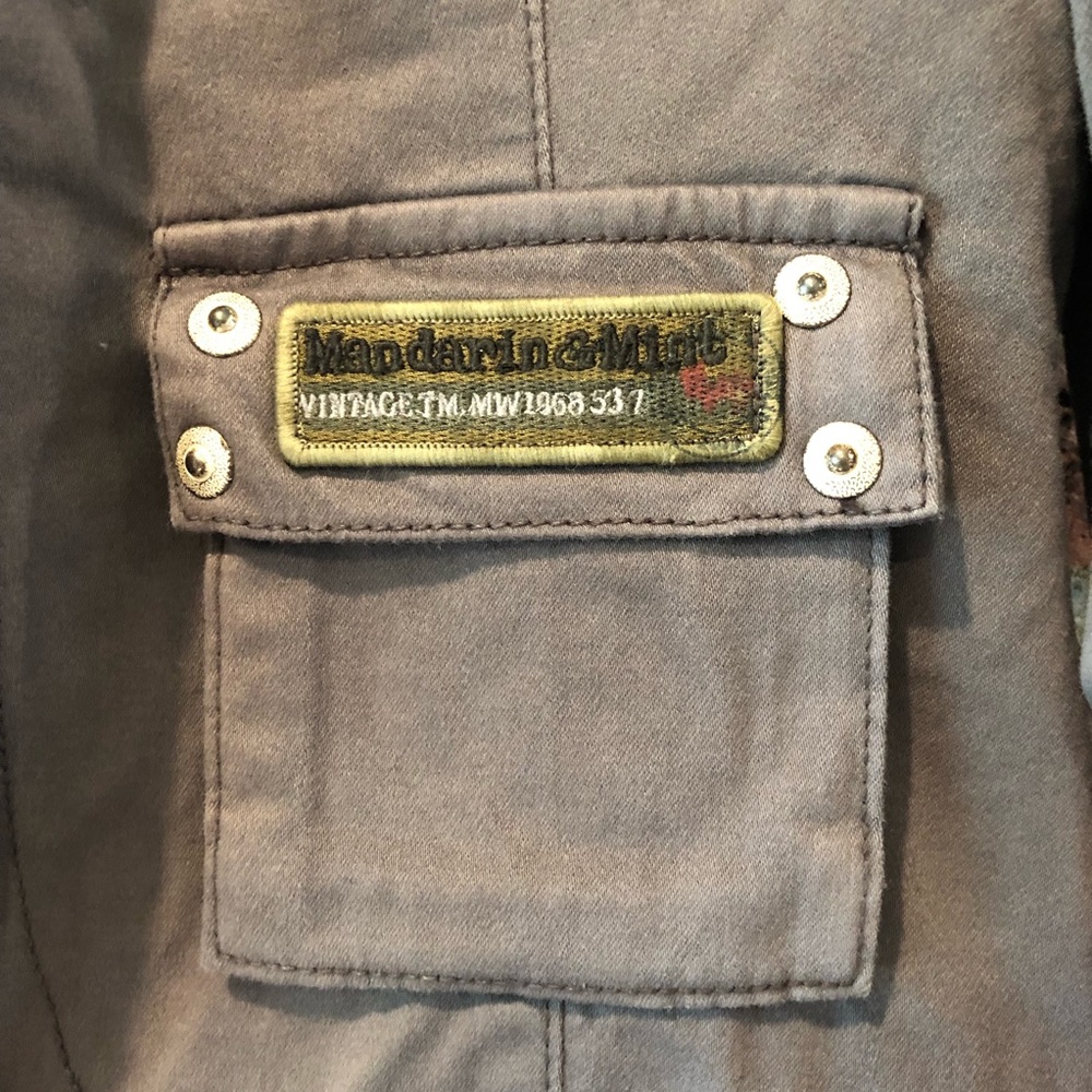 Women's Gray Military Style Jacket - Picture 3 of 6